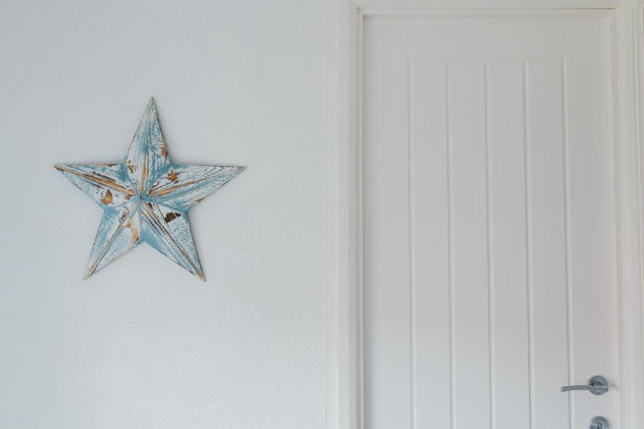 Rookwood House - Spacious Home With Free Parking - Short Stay Leeds Лийдс Екстериор снимка